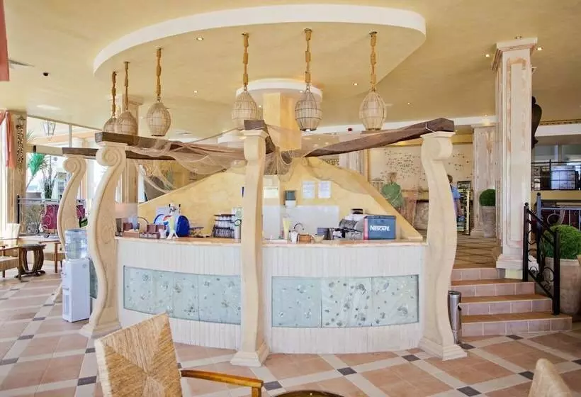 Royal Bay Hotel – All Inclusive