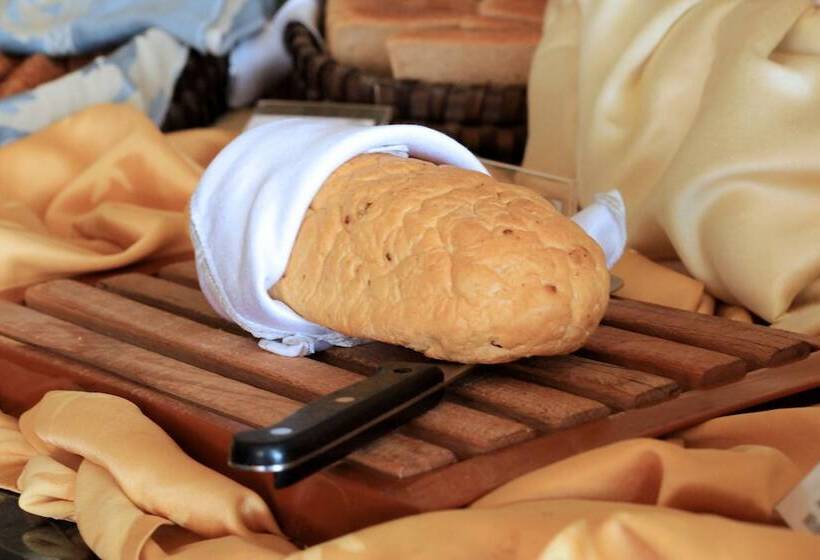 Royal Bay Hotel – All Inclusive