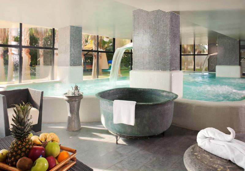 Отель Senator Banús