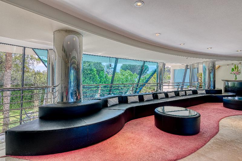 Отель Senator Banús