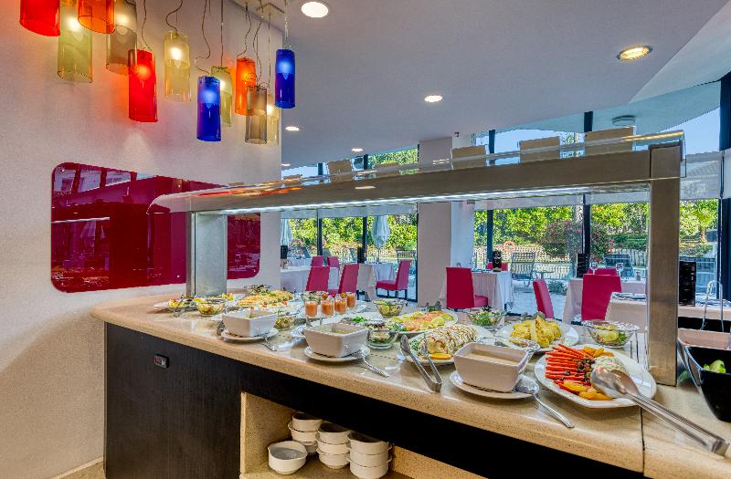 Отель Senator Banús