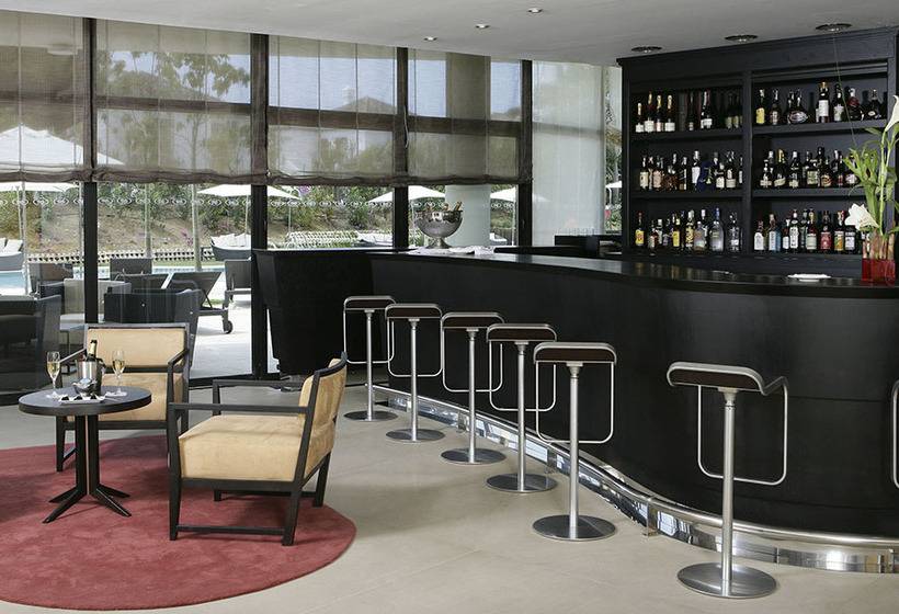 Отель Senator Banús