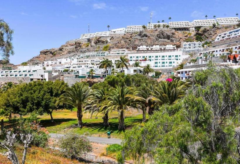 Sunshine Beach Villas