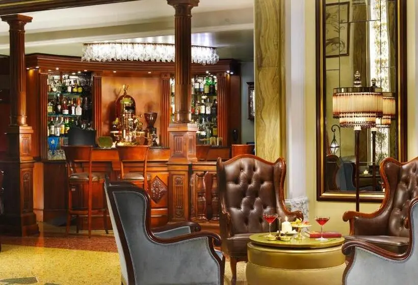 Grand Hotel Savoia Genova, Curio Collection by Hilton