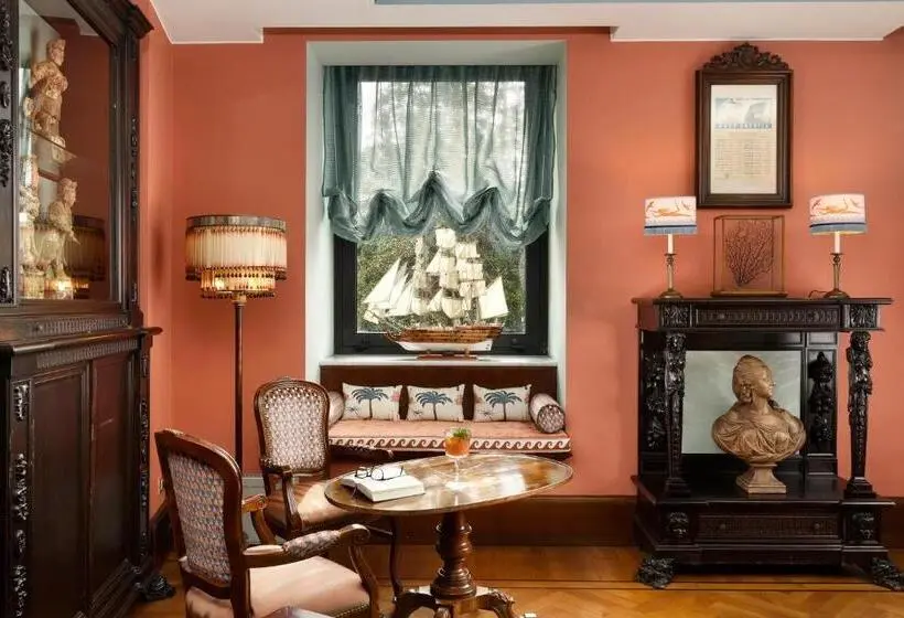 Grand Hotel Savoia Genova, Curio Collection by Hilton