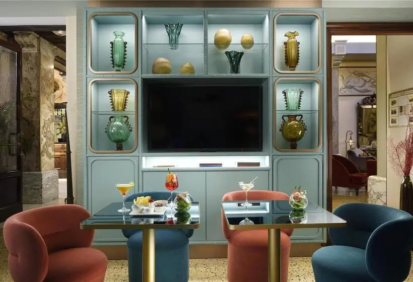 Grand Hotel Savoia Genova, Curio Collection by Hilton