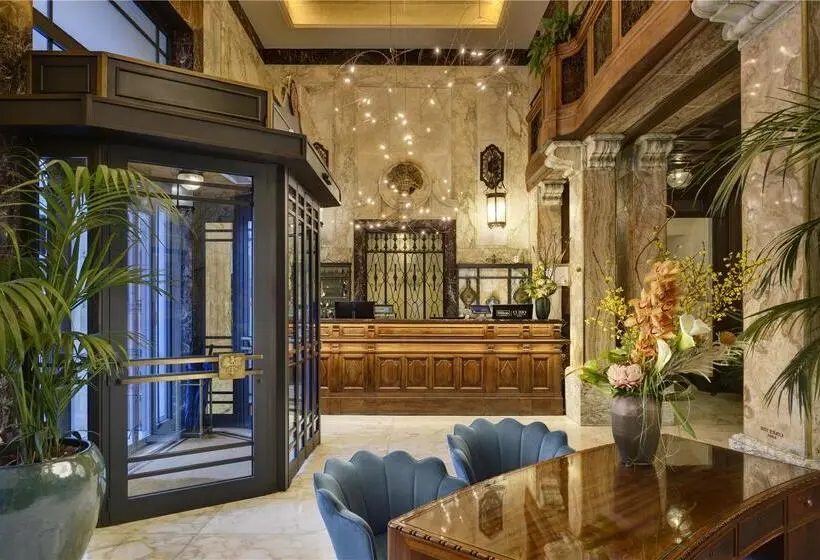 Grand Hotel Savoia Genova, Curio Collection by Hilton