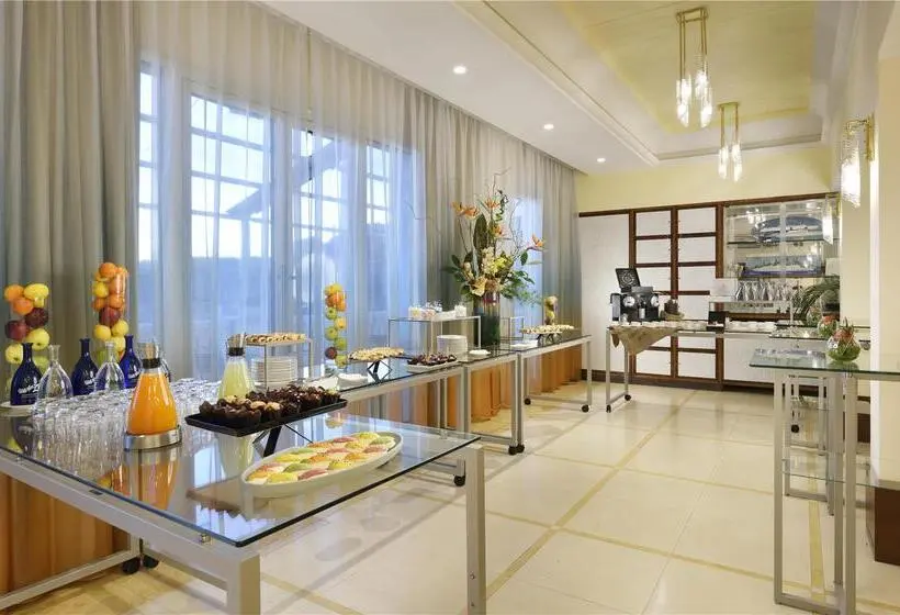 Grand Hotel Savoia Genova, Curio Collection by Hilton