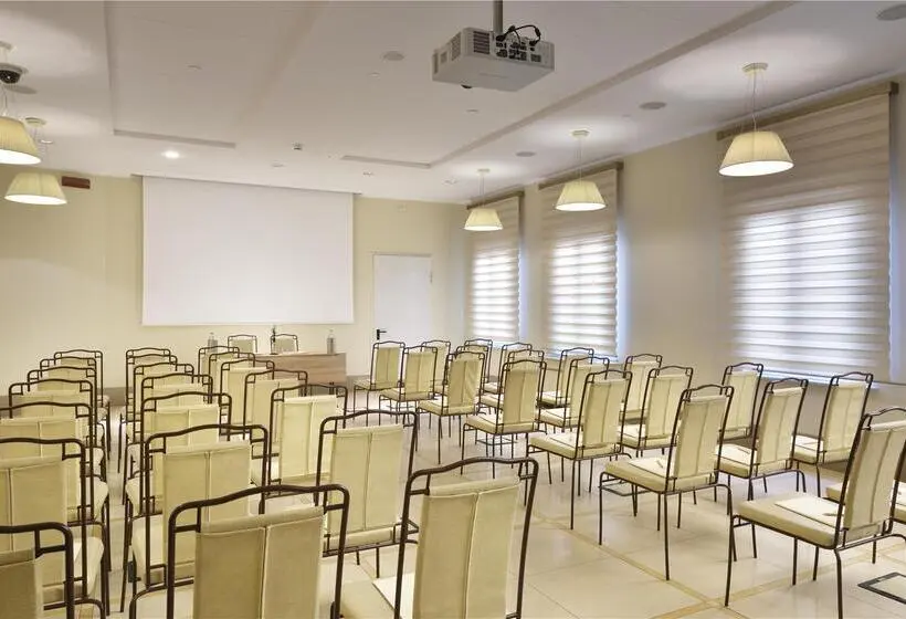 Grand Hotel Savoia Genova, Curio Collection by Hilton