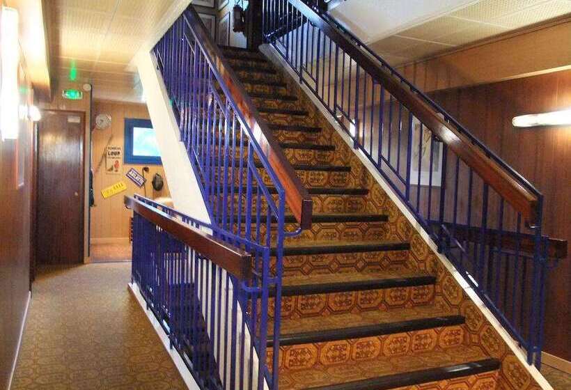 هتل Arcantis Le Voltaire