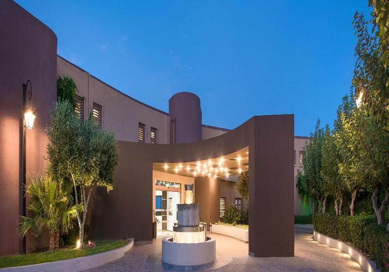 فندق Blue Bay Resort