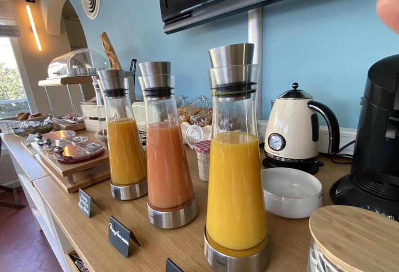 Отель Hôtel La Rotonde