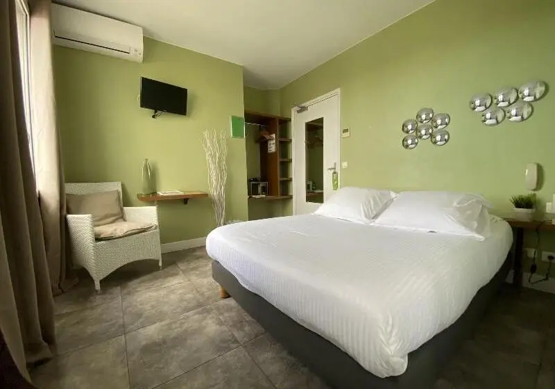 ホテル Hôtel La Rotonde