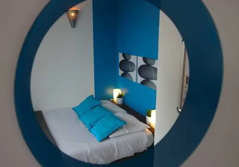 ホテル Hôtel La Rotonde