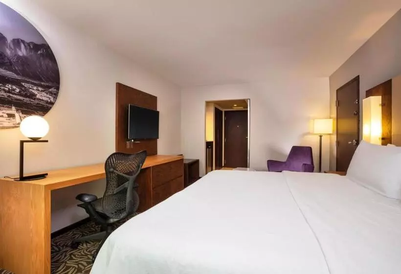 酒店 Krystal Urban Monterrey San Jeronimo