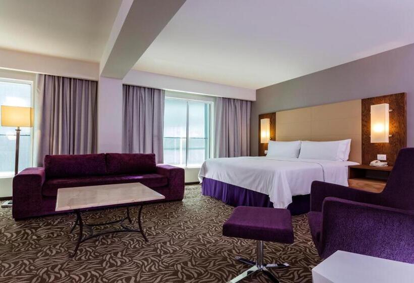 فندق Krystal Urban Monterrey San Jeronimo