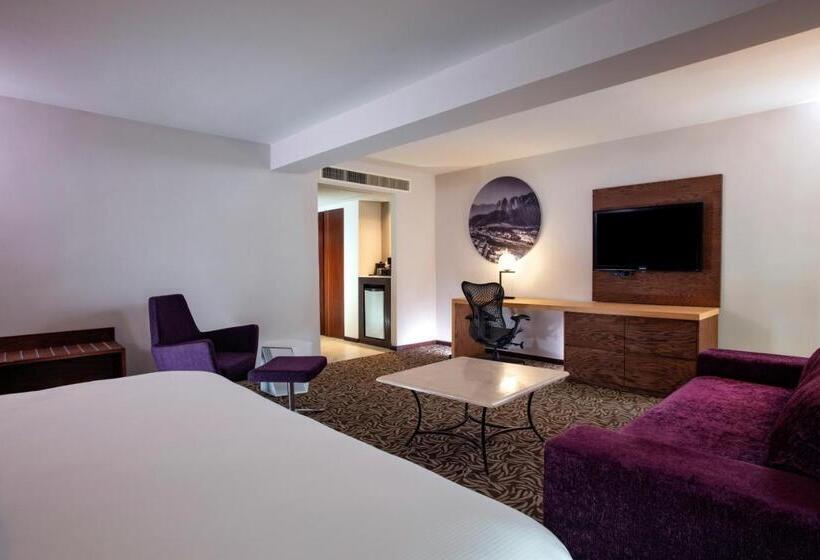 فندق Krystal Urban Monterrey San Jeronimo