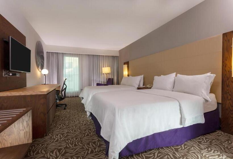 فندق Krystal Urban Monterrey San Jeronimo