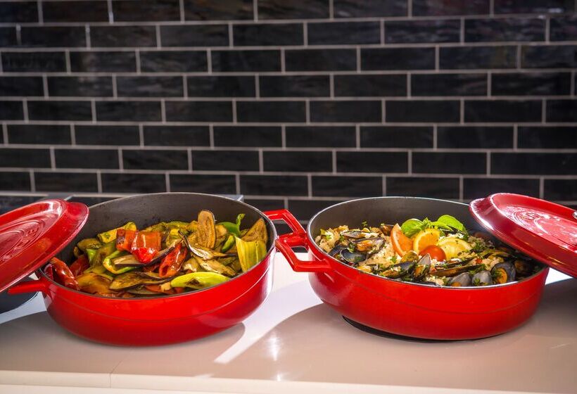 هتل Mari Kristin Beach