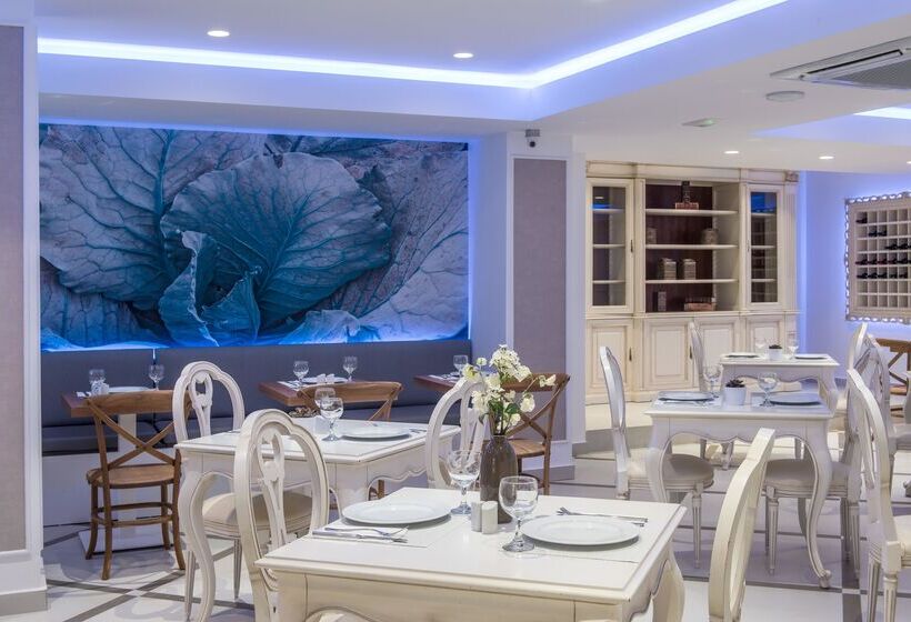 هتل Mari Kristin Beach