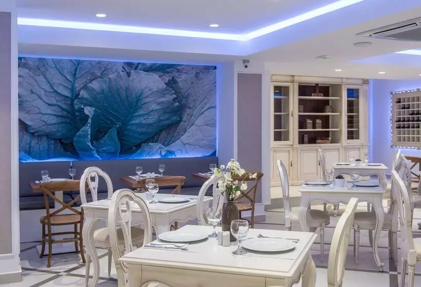 ホテル Mari Kristin Beach