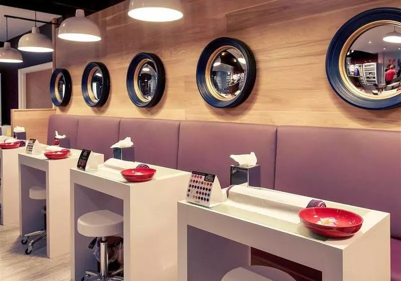 Albrighton Hall Hotel And Spa, A Member Of Radisson Individuals