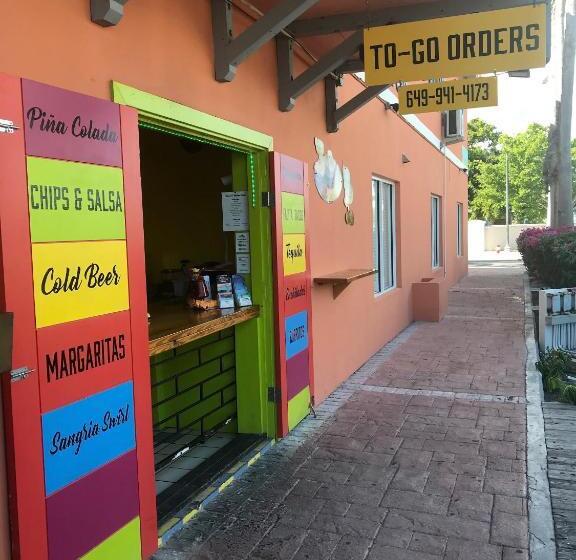 هتل Ports Of Call Resort