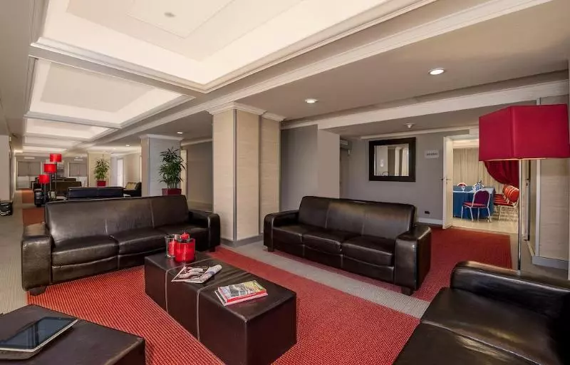 酒店 Quality  Rouge Et Noir