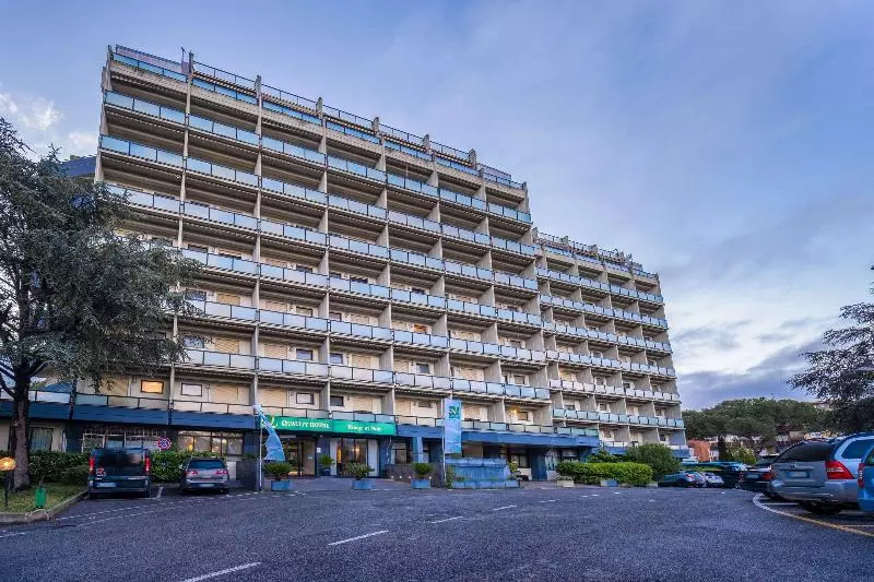 酒店 Quality  Rouge Et Noir