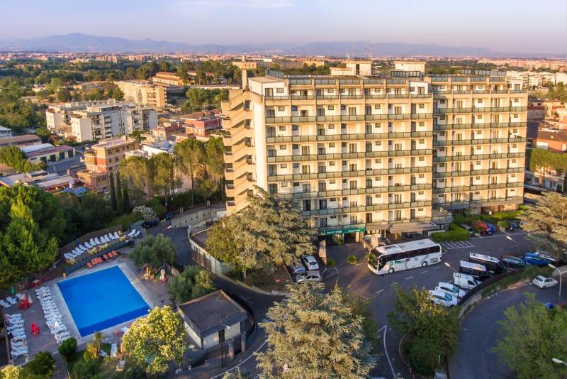 בית מלון כפרי Quality Rouge Et Noir