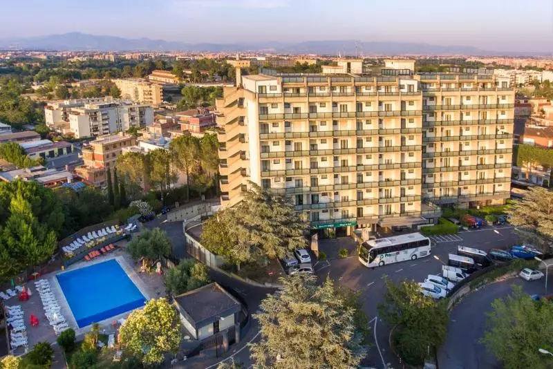 酒店 Quality  Rouge Et Noir