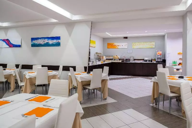 酒店 Quality  Rouge Et Noir