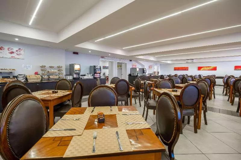 酒店 Quality  Rouge Et Noir