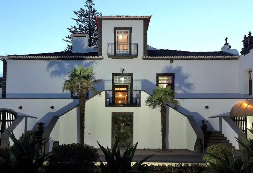 Отель Solar Do Conde Garden