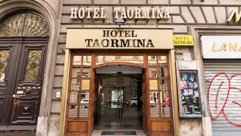 בית מלון כפרי Taormina
