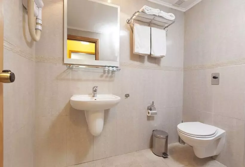 בית מלון כפרי Telioni