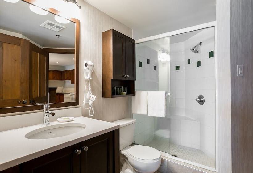 فندق Tour Des Voyageurs