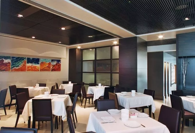 Wall Art Hotel & Residence