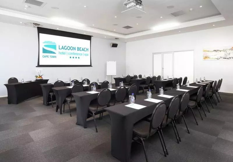 Lagoon Beach Hotel Apartments