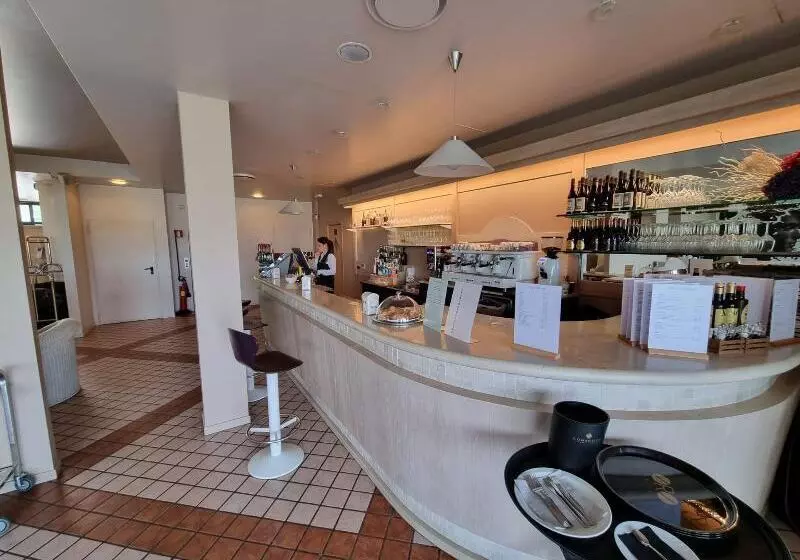 Le Terrazze Sul Lago Hotel & Residence