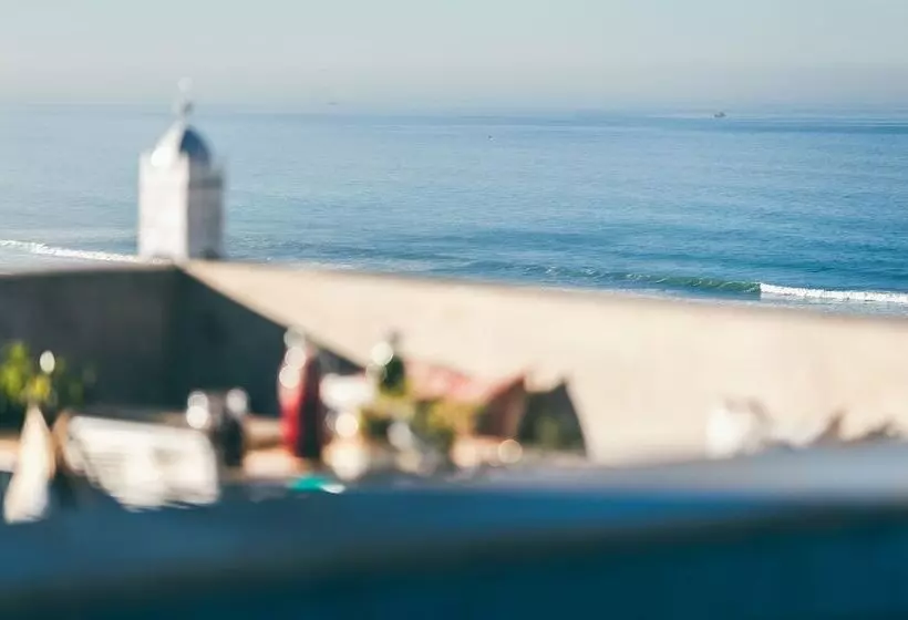 The Yogi Surfer   Hostel