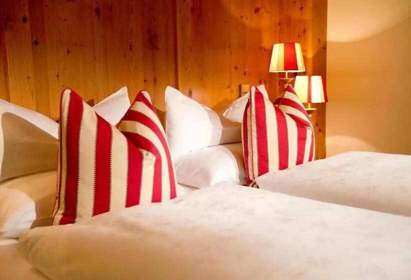 ホテル Alpin Spa Tuxerhof