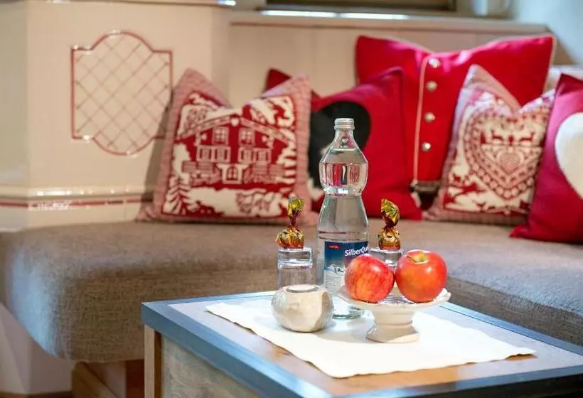 ホテル Alpin Spa Tuxerhof