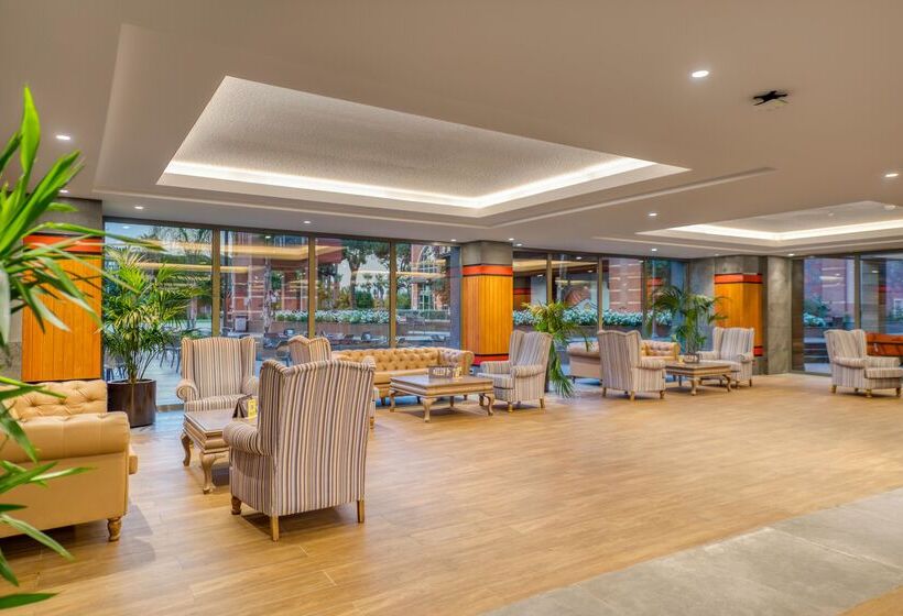 هتل Megasaray Club Belek