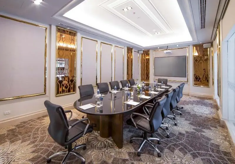 هتل Grande Centre Point Ploenchit