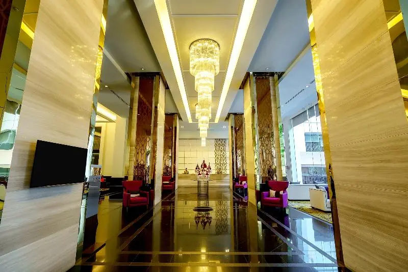 هتل Grande Centre Point Ploenchit