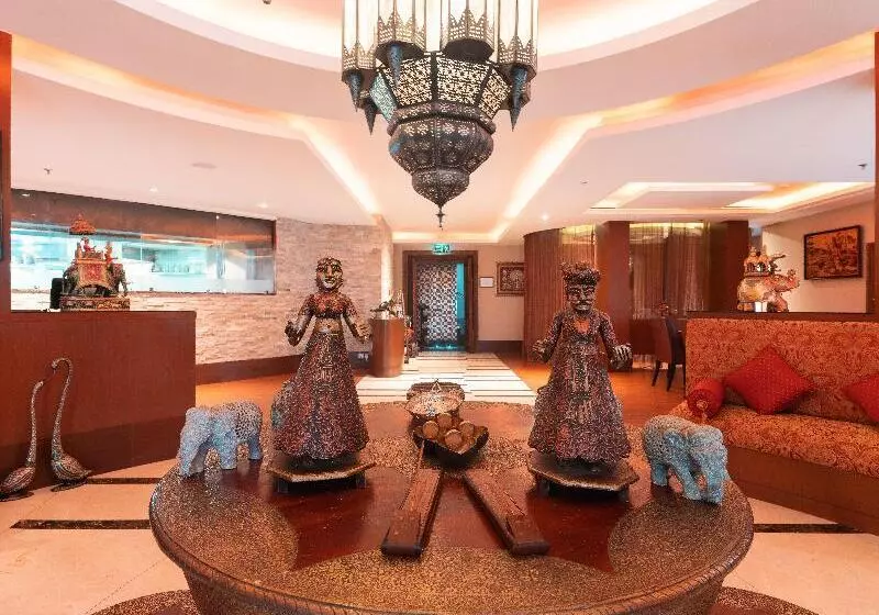 هتل Holiday Inn Kuwait By Ihg