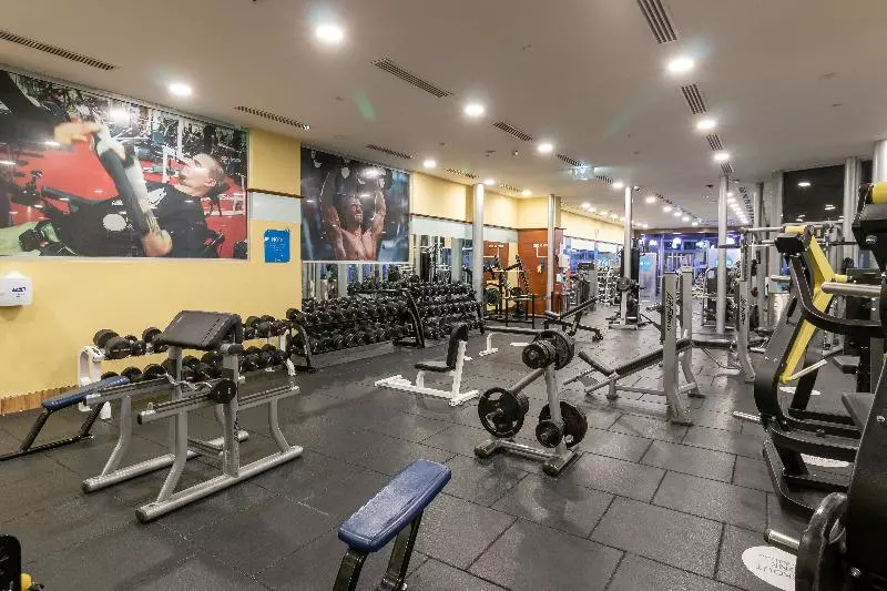 هتل Holiday Inn Kuwait By Ihg