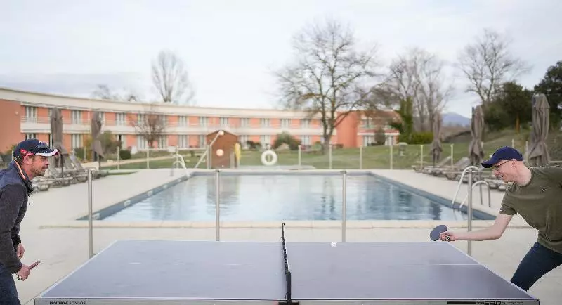 酒店 Mount Venturi Aix En Provence Sainte Victoire Bar & Restaurant & Padel