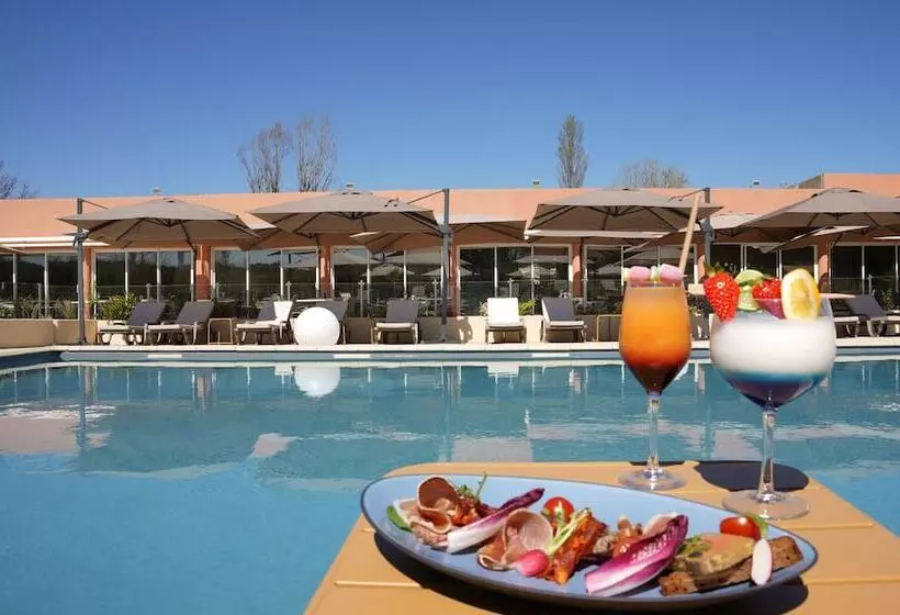 酒店 Mount Venturi Aix En Provence Sainte Victoire Bar & Restaurant & Padel